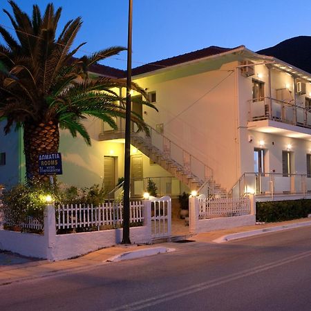 Savinos Rooms Vasiliki  Bagian luar foto