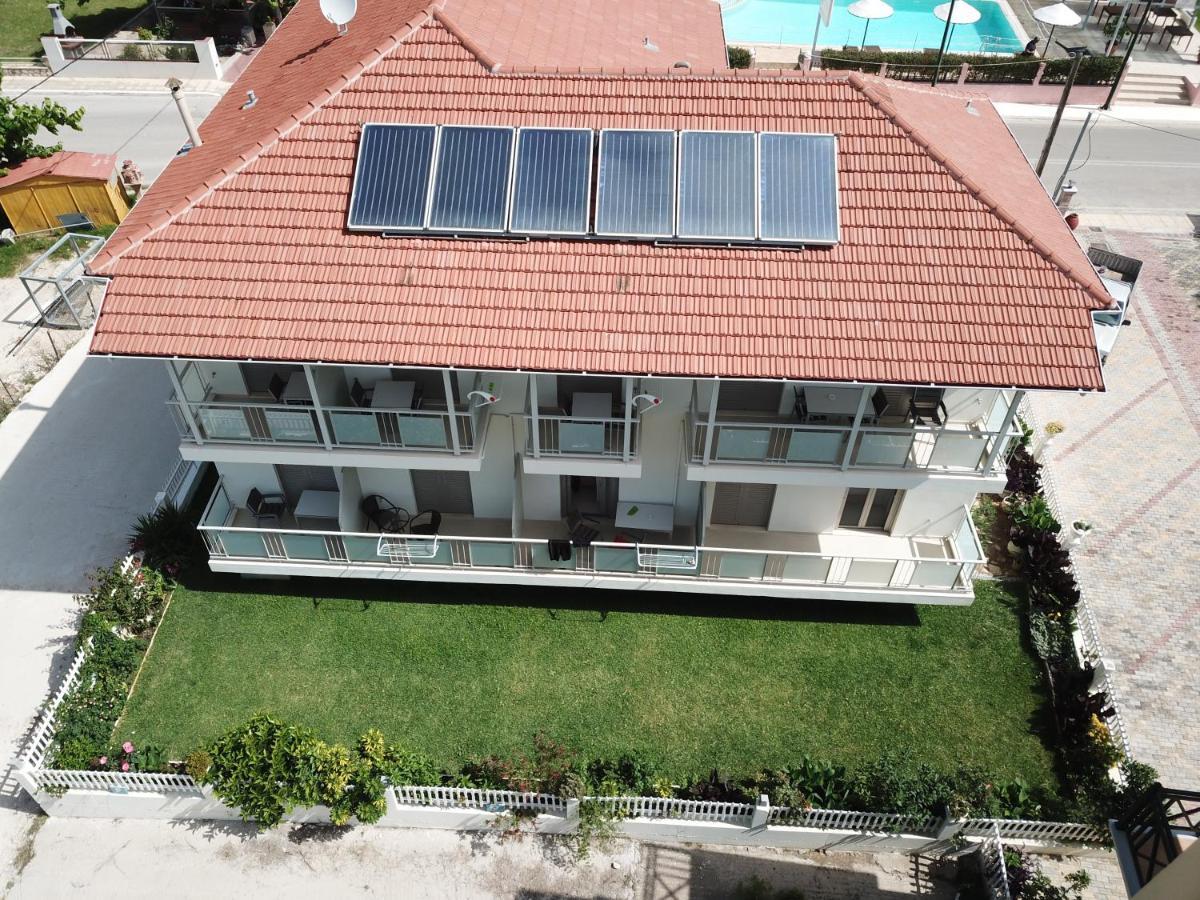 Savinos Rooms Vasiliki  Bagian luar foto